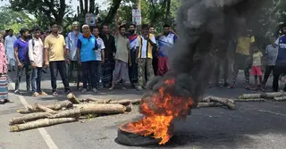 ফরিদপুরের ভাঙ্গায় অনির্দিষ্টকালের অবরোধের ঘোষণা, বিকল্প পথে যানবাহন